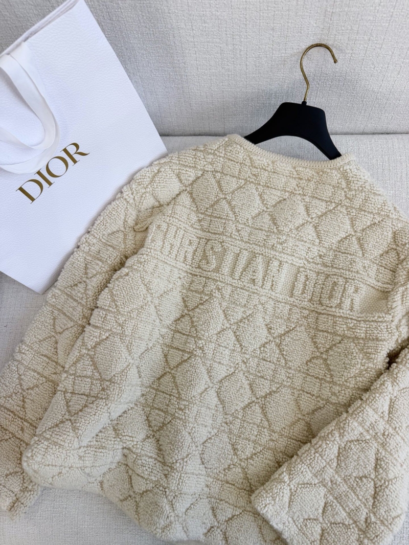 chr1st1an D10r outwear